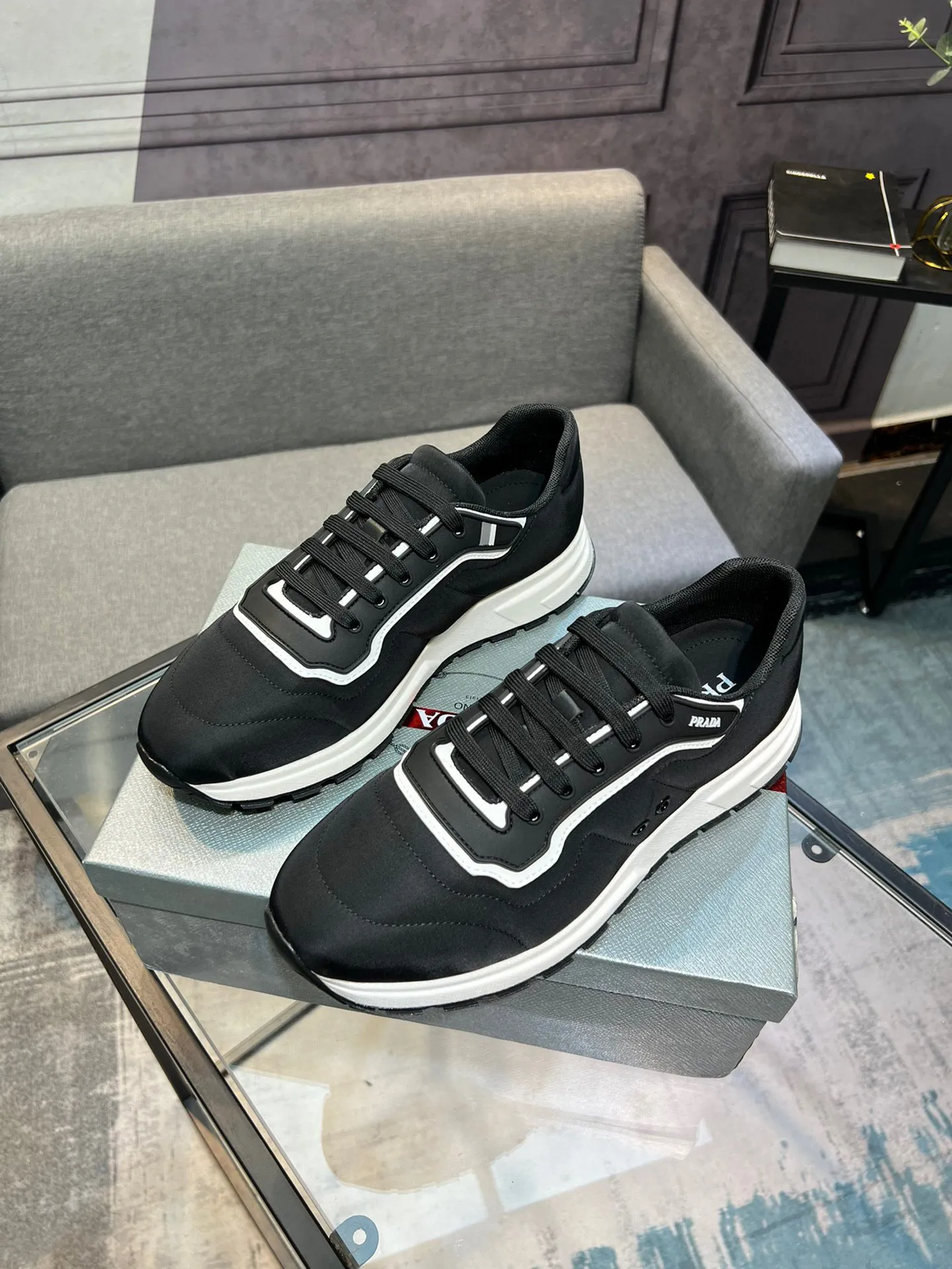 Men's shoes 💰540 PRADA "Prada" casual shoes Regular size: 38-44 (45 can be customized) Product material: Selected cowhide material, genuine leather lining, original outsole
